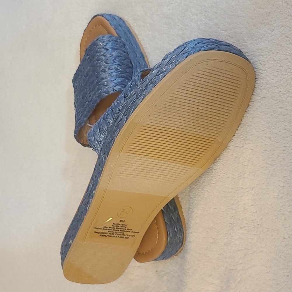 Shoes from universal thread - Picture 7 of 10